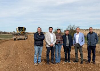 Visita a las obras de la concentración parcelaria de Valtiendas / JCYL