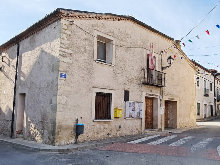 Casa Consistorial de Encinillas. / JOSÉ ANTONIO SANTOS