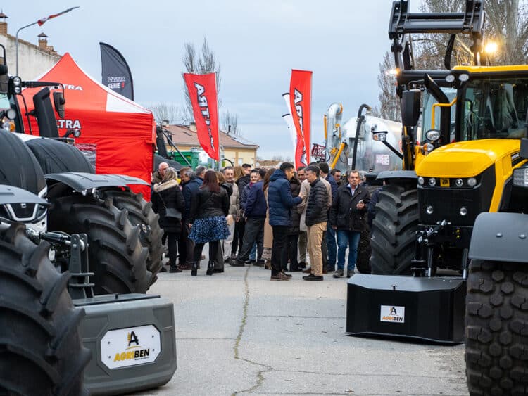 Feria del Ángel de Fuentepelayo. / Héctor Criado