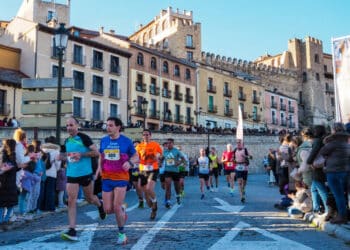 Un instante durante la celebración de la Media Maratón de la edición pasada./HÉCTOR CRIADO