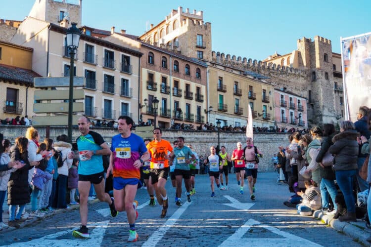 Un instante durante la celebración de la Media Maratón de la edición pasada./HÉCTOR CRIADO