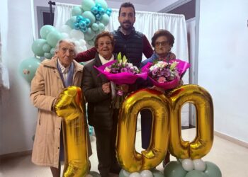 Instante del homenaje celebrado el pasado fin de semana / AYTO. DE NAVAS DE ORO