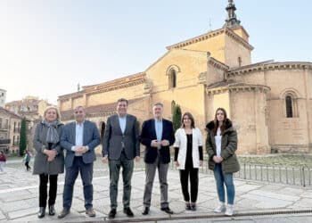 Paloma Sanz, José Luis Sanz Merino, Carlos Fernández Carriedo, Francisco Vázquez, Elisabet Lázaro y Elena Rincón. / P.P.