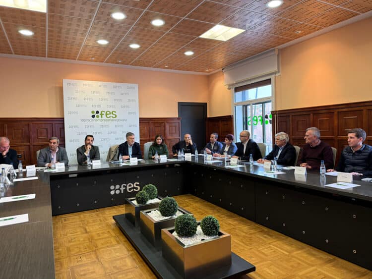 Reunión de la candidatura del PP en la FES. / PP