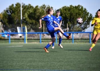 Un instante del encuentro entre Cuéllar y Quintanar./CD CUÉLLAR