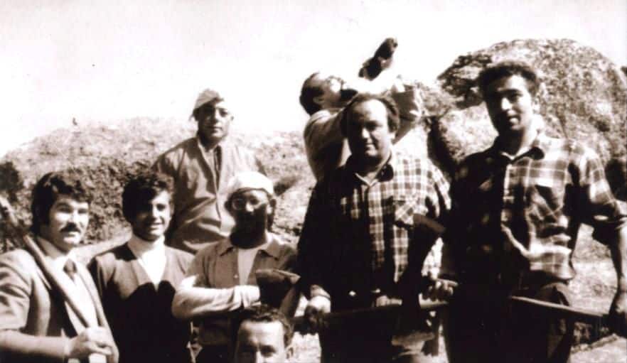 Promoción de cadenas para motosierras. En la imagen Leoncio junto a su cuñado Marcelino, Mariano, José y Tomás.