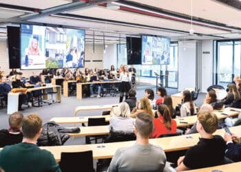 IE Business School, primera del mundo en el Ranking Online MBA 2026 de Financial Times por cuarto año consecutivo 1 El Global MBA está dirigido a directivos y emprendedores que quieren desarrollar una carrera global. / IEU