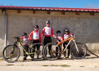 Integrantes del club segoviano antes de una prueba./CLUB53X13