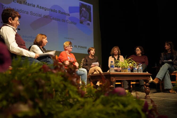 Acto celebrado en el auditorio Martín Frías de Coca / DIPUTACIÓN