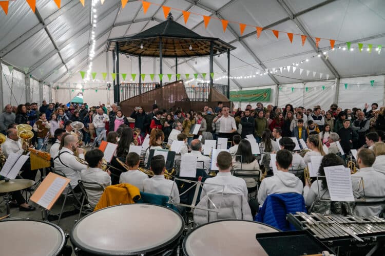 Fiesta en ediciones anteriores / E.A.