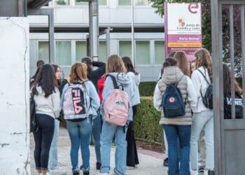 Alumnas en el IES María Moliner. /NEREA LLORENTE