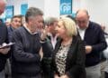 La candidatura del PP tras conocer los resultados. / Héctor Criado