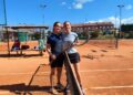 Las jugadoras posan antes de la segunda final de tenis escolar celebrada en las instalaciones de Espacio-Tierra, en El Sotillo (La Lastrilla)./DIPUTACIÓN