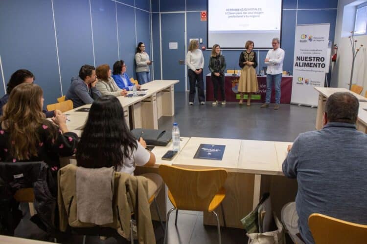 Primera sesión del programa ‘Aula 5 Claves’ / DIPUTACIÓN