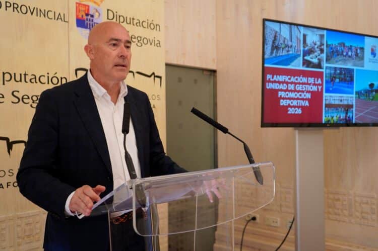 Óscar Moral, durante la presentación del programa deportivo de la Diputación para 2026./ D.P.