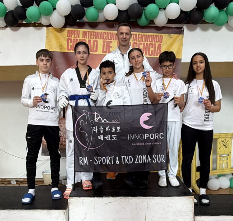 Equipo del RM Sport Innoporc que compitió en Plasencia./ RM SPORT