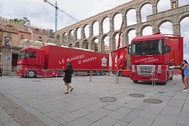 Camiones del carrusel. /ALEJANDRA SERNA