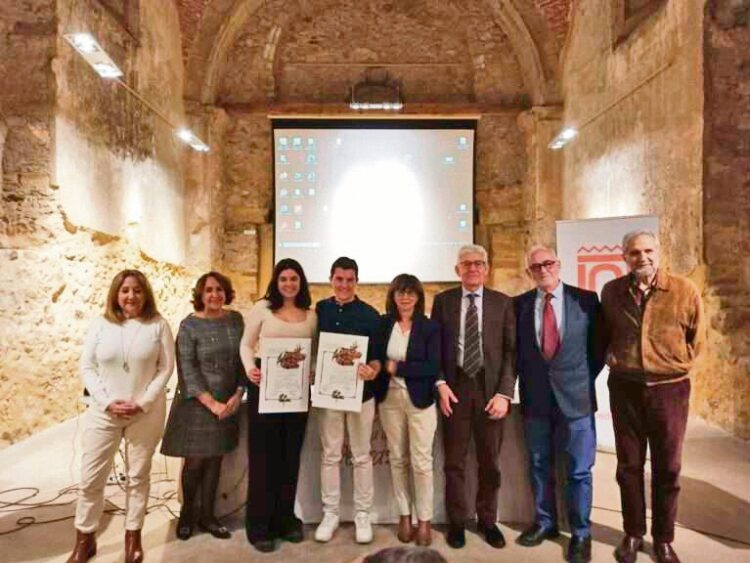 Ganadores de la primera edición de los Premios Tomás Calleja de arqueología./ E.A.