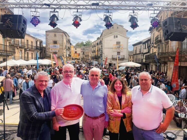 Un momento del homenaje que se le realizó a Millán Salcedo en la jornada del sábado. / DIPUTACIÓN