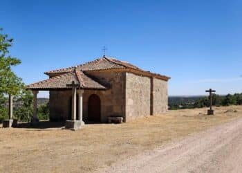 Ermita de la Virgen de la Adrada.