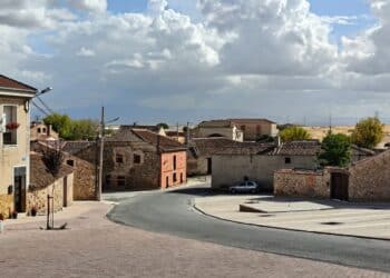 Vista de la localidad segoviana de Armuña en una fotografía de archivo / E.A.