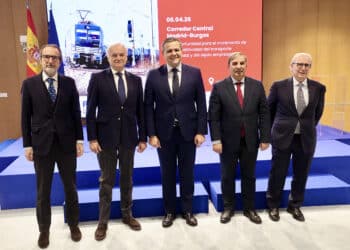 El consejero de Movilidad, José Luis Sanz Merino, asiste a una jornada sobre el Corredor Central en Madrid. / Juan Lázaro
