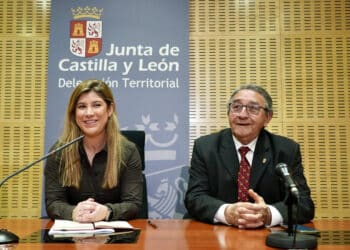 La Delegada de la Junta en Valladolid informa sobre el dispositivo. / Leticia Pérez