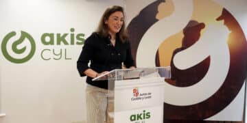 María González Corral presenta los proyectos en la sede del ITACyL. / Rubén Cacho