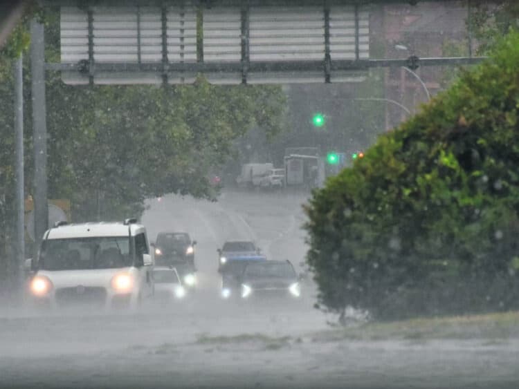 250811 Lluvia Granizo Tormenta A.M