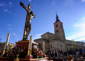 Procesiones hacia la Catedral - Héctor Criado