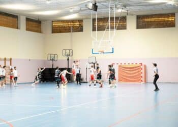 Imagen de un encuentro jugado por el Dibaq CD Base./ JUAN LUIS MISIS