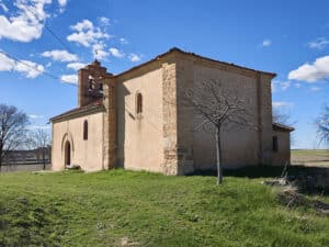 Iglesia de San Juan Bautista en Perogordo.