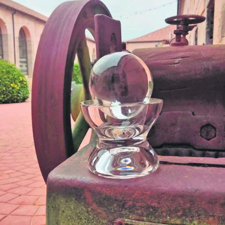 Escultura ‘La lente de la Tierra’.