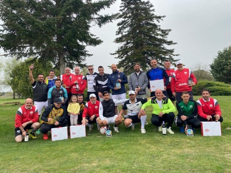 Los participantes durante el torneo ‘Villa de Cuéllar’./CD CUÉLLAR