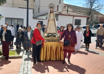 Procesión del Domingo de Pascua / LOURDES MATARRANZ