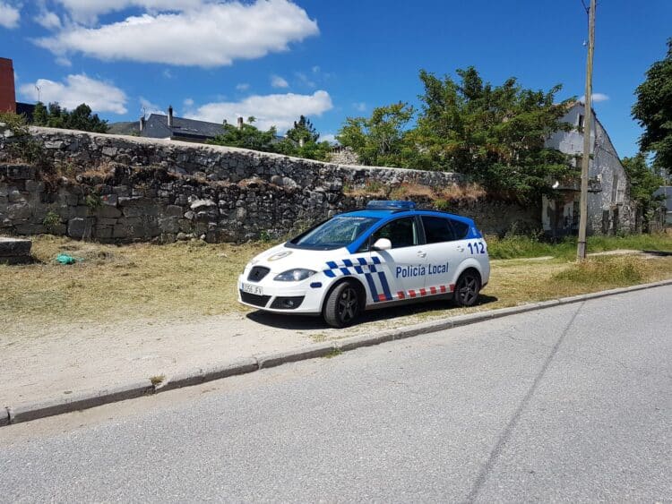 Vehículo de la policía local de El Espinar.