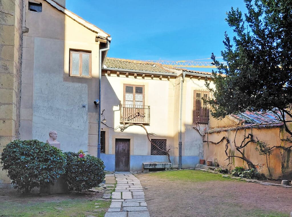 Patio de la casa de Antonio Machado.