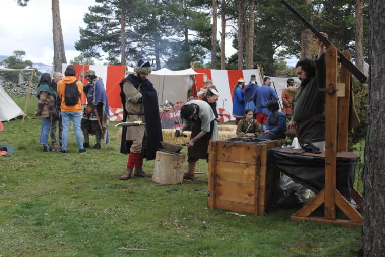 Ediciones anteriores del evento de recreación histórica / E.A.