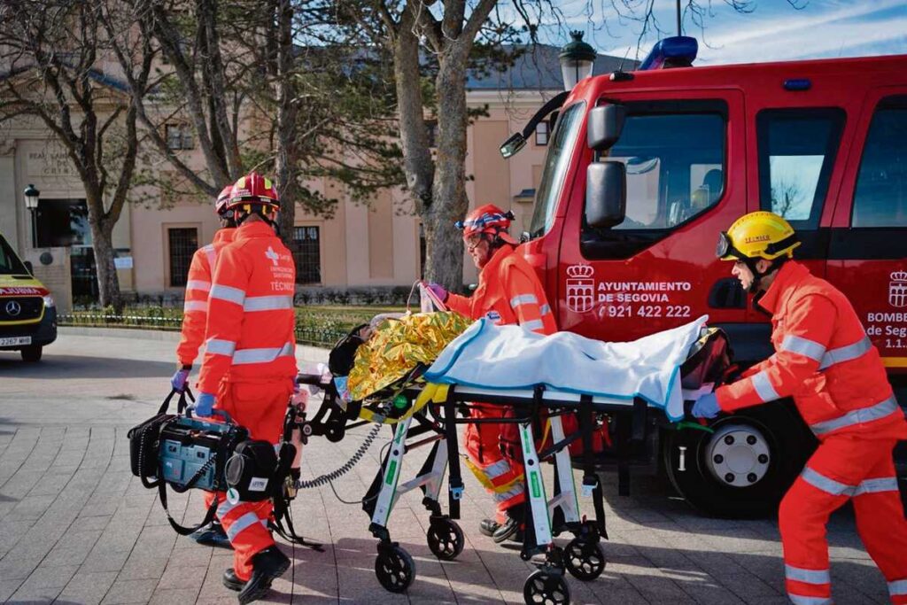 Evacuación herido en un simulacro.