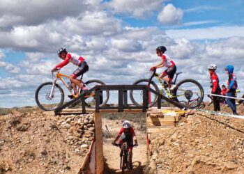 Varios integrantes del club segoviano durante la cita celebrada en Coreses./CC 53X13