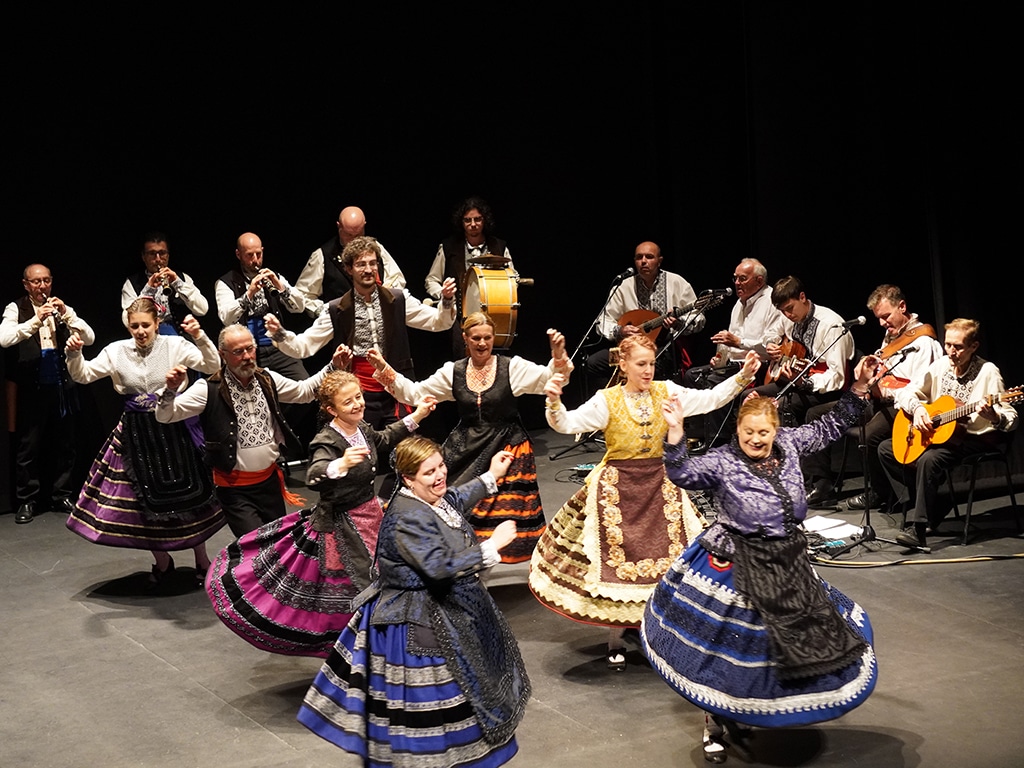 Festival Folklorico Alejandra Serna