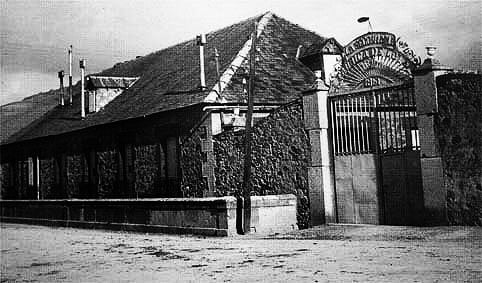 Imagen de ‘La Segoviana’, longeba fábrica de loza.
