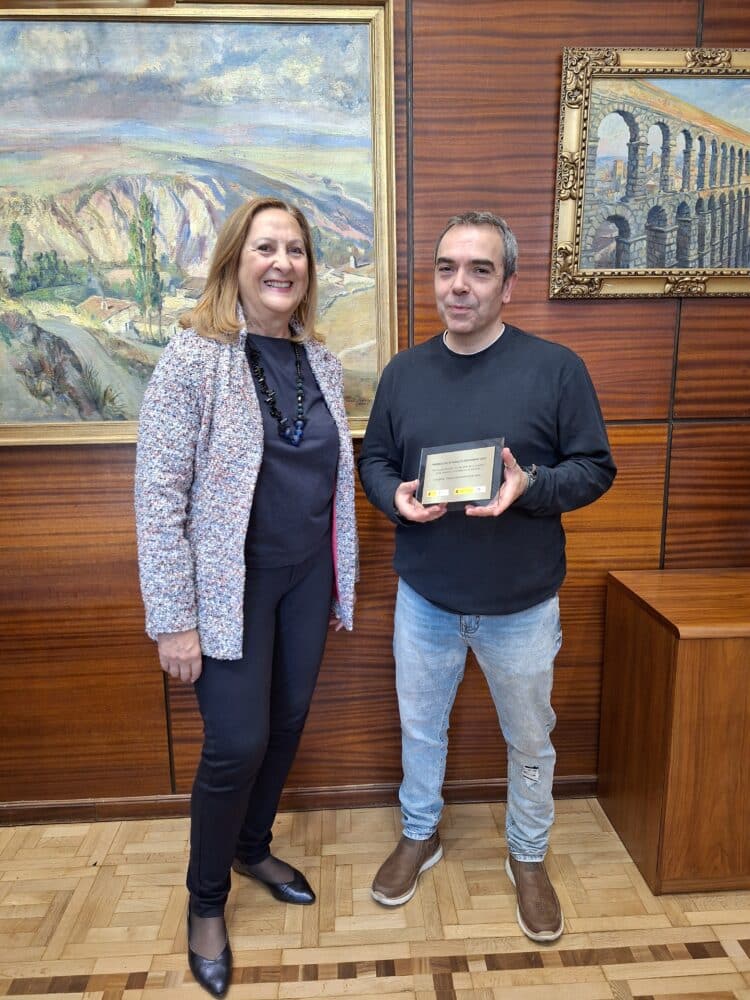 Recibimiento de Marian Rueda a Álvaro Gómez./SUB. GOBIERNO