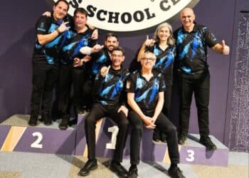 La delegación del club segoviano en Salamanca./SEGOPOOL