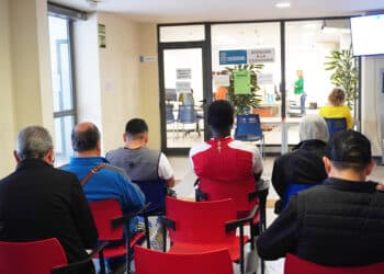 Tramitaciones en el Centro Cultural de San José. / ALEJANDRA SERNA