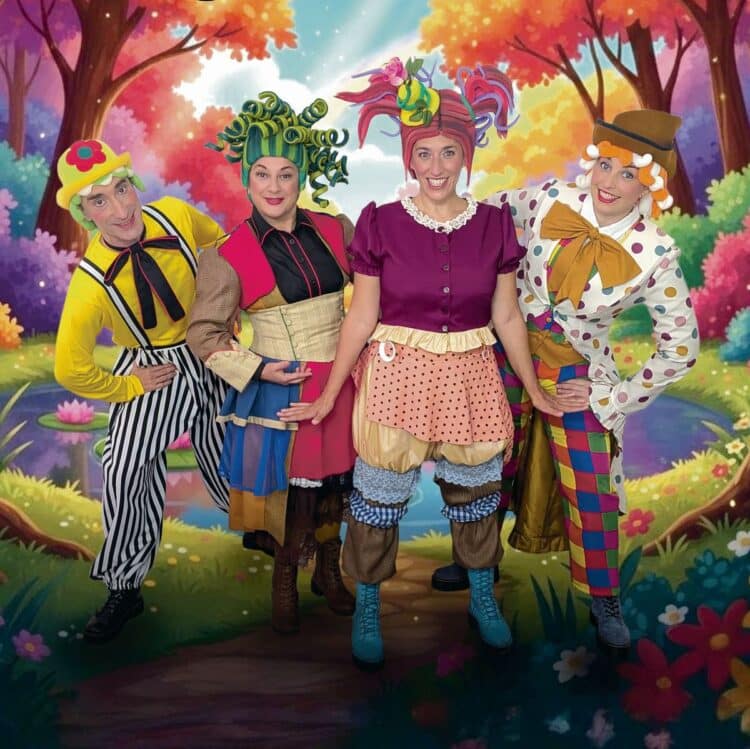 Los miembros de la compañía PTCLAM, que actuarán el sábado 25 en Cantimpalos.