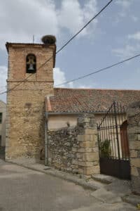 La torre que vigila las eras (I) 5 Iglesia parroquial de Santa Ana de Torre Val de San Pedro.
