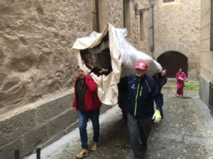 Traslado gigantones 1