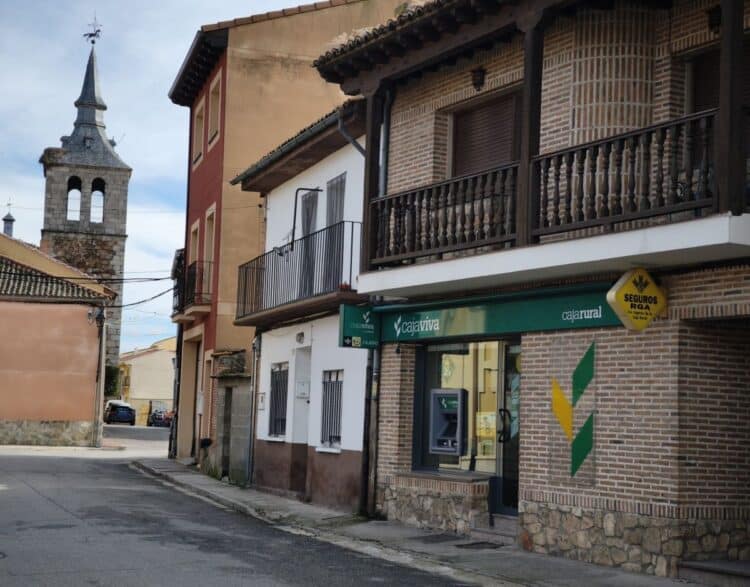 Fundación Caja Cega / Cajaviva en Navalmanzano / JUAN CRUZ SERRANO