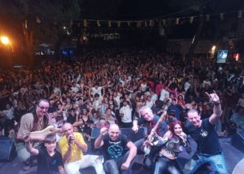 En provincias como Segovia el circuito de verbenas es especialmente activo, y en el caso de ‘Tritón’, prácticamente la totalidad de sus actuaciones se desarrollan en los municipios de la provincia. / FOTO: ORQUESTA ‘TRITÓN’